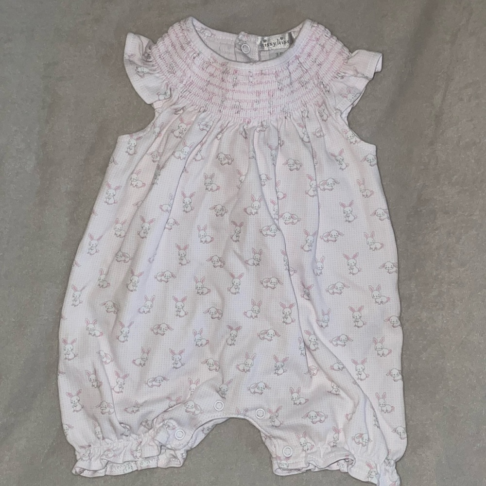 🐇Kissy Kissy smocked bubble romper with bunnies!